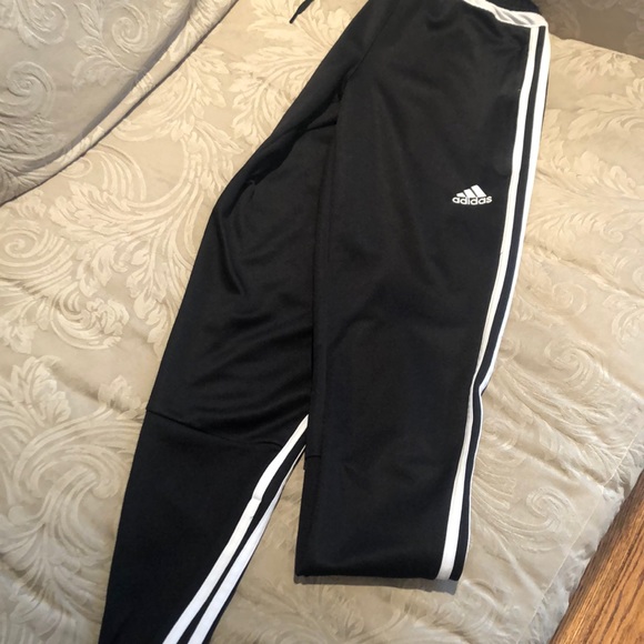 Adidas joggers - Picture 3 of 7